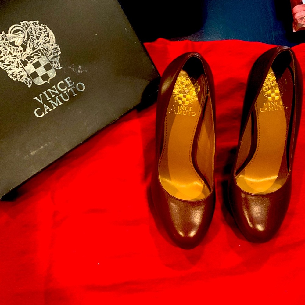 Vince Camuto 6in detailed heel